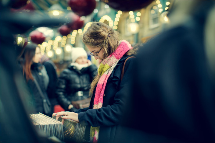 London Life street photography by Lee Christiansen