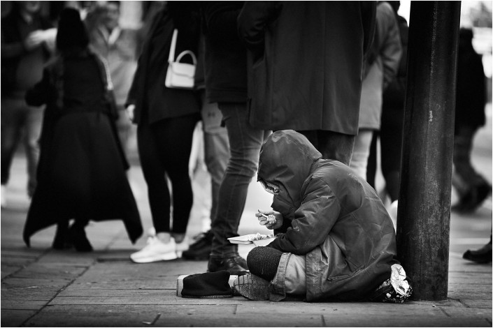 London Life street photography by Lee Christiansen