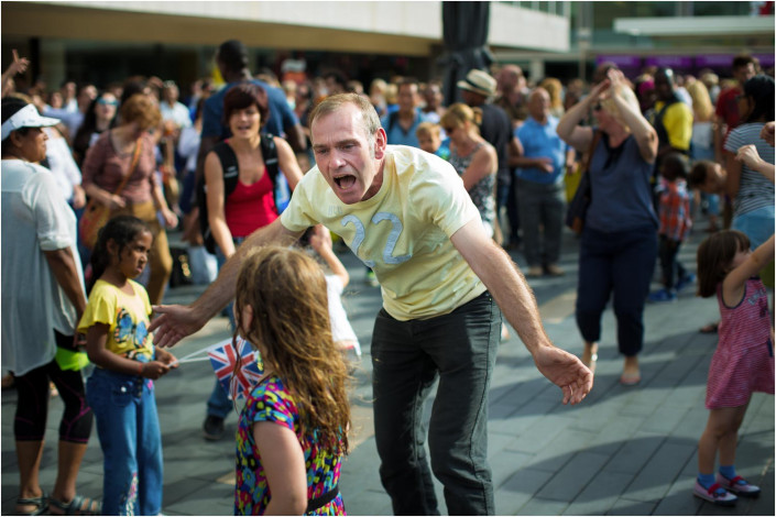 London Life street photography by Lee Christiansen